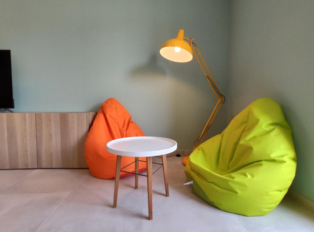 Colormix 3 Etoiles - 95M2 Plein Centre - Ensoleille Climatise Apartment เมซ ภายนอก รูปภาพ